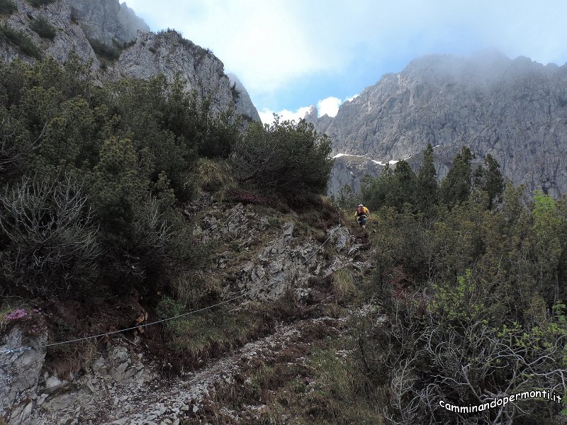 22 Ferrata MAURIZIO Anticima est Monte Alben.JPG -           